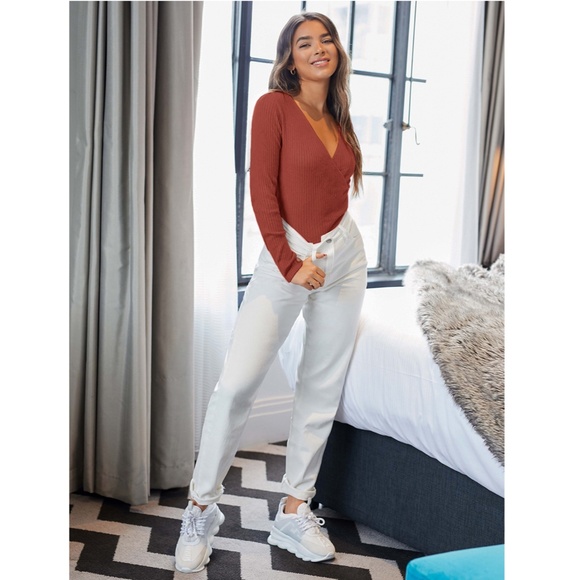 Soft Knit Redwood V-Neck Sweater Top - Picture 3 of 6